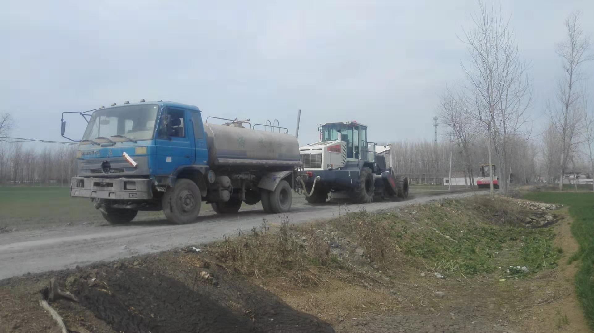 RZ530，冷再生施工